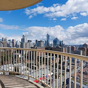 City View Suite 1 King Bed Sofa Bed Kitchen W or D Balcony